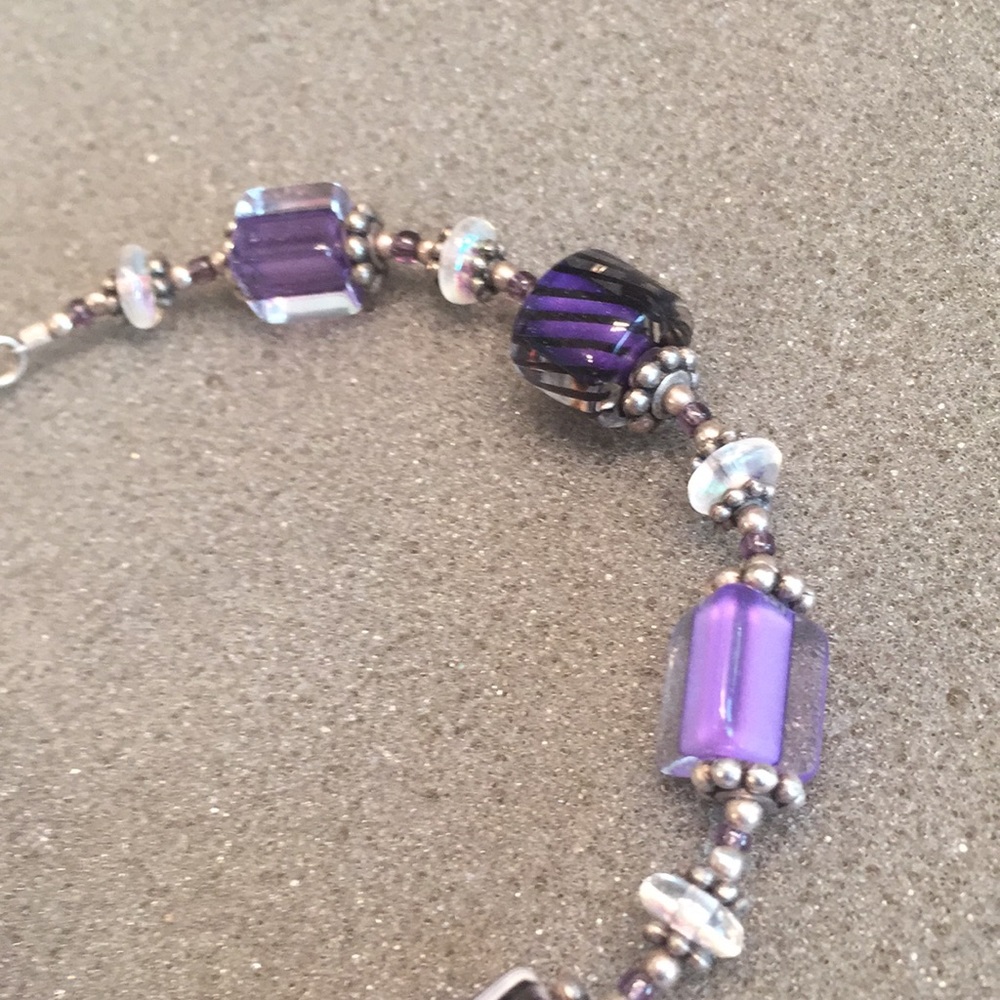Purple Beaded Bracelet - Picture 11 of 13